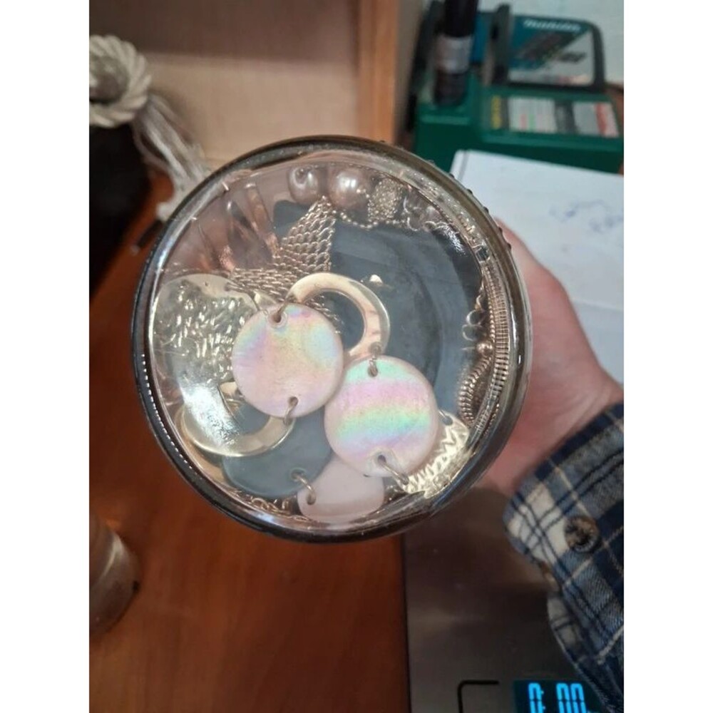 Gold tone mystery jar - Picture 4 of 5